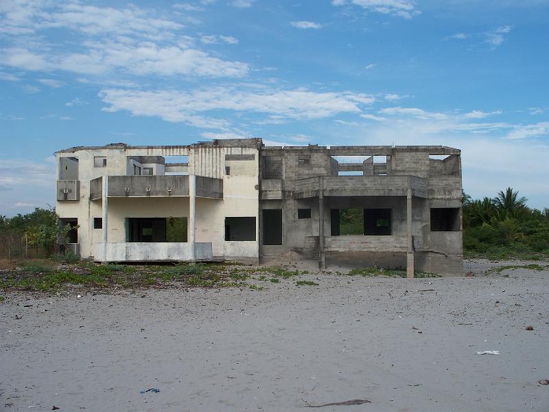 100_3134.jpg - This was some sot of hotel facility.  On the other side, there is an abandonded parking lot and pool.