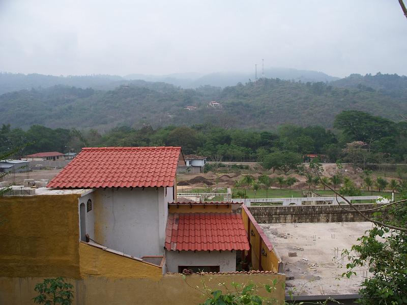 100_1897.jpg