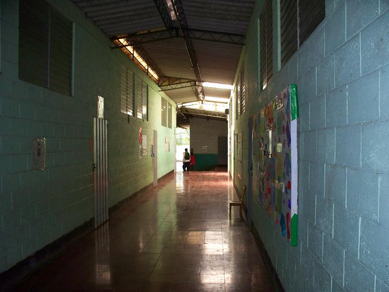 100_0742.jpg - Devora's school, hallway
